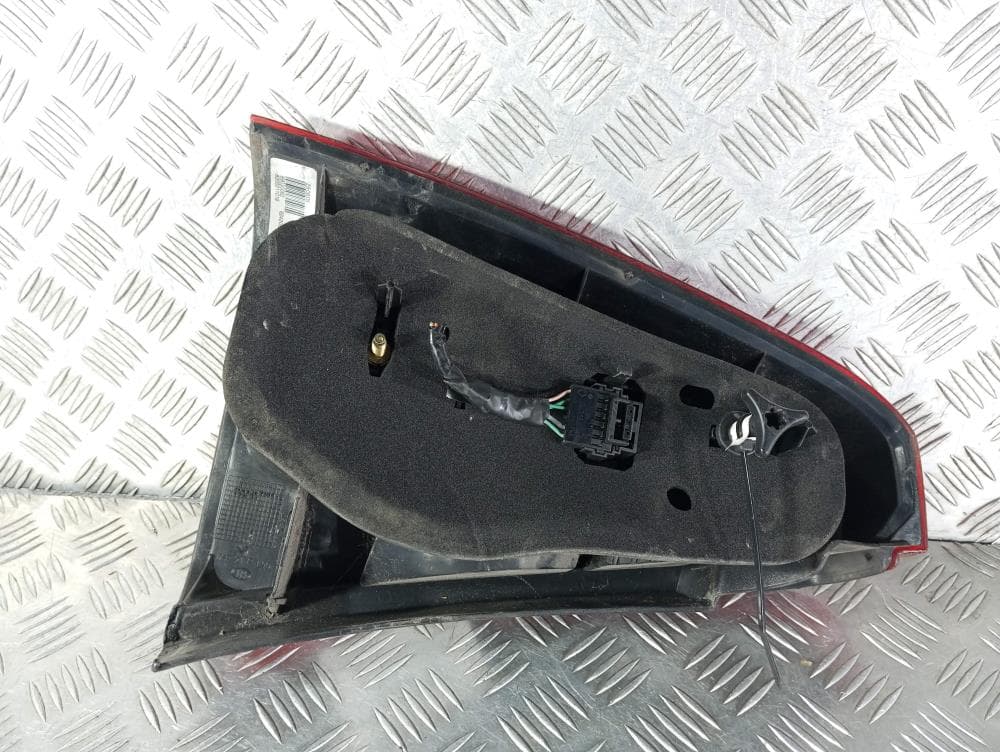 Фонарь задний правый к Renault Logan 1 (04-09)