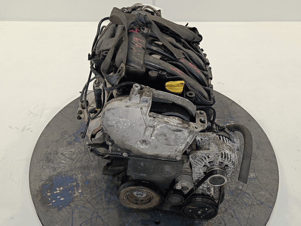 Двигатель к Renault Scenic 2 (03-06)