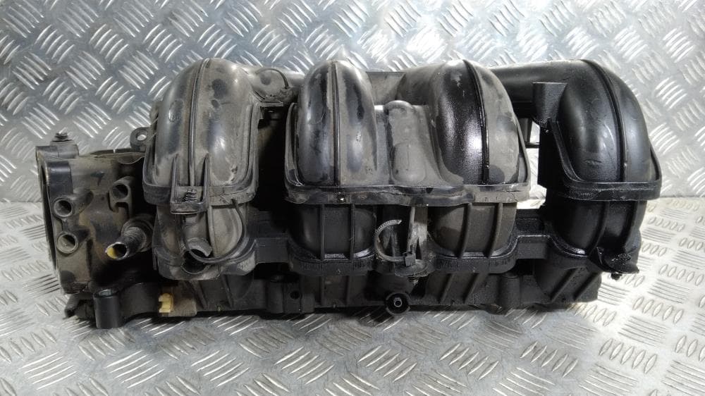 Коллектор впускной к Volvo V50 (03-10)
