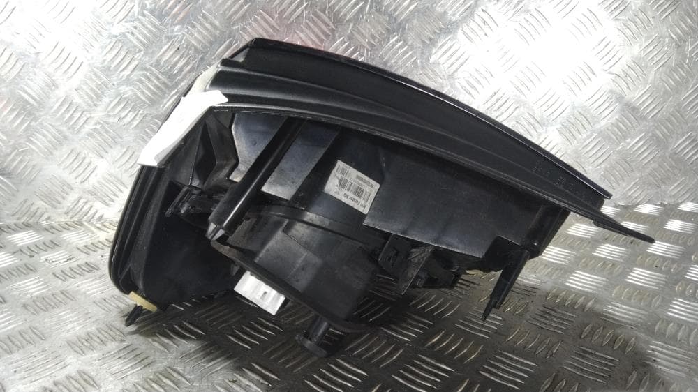 Фонарь задний правый к Citroen C3 2 (09-13)