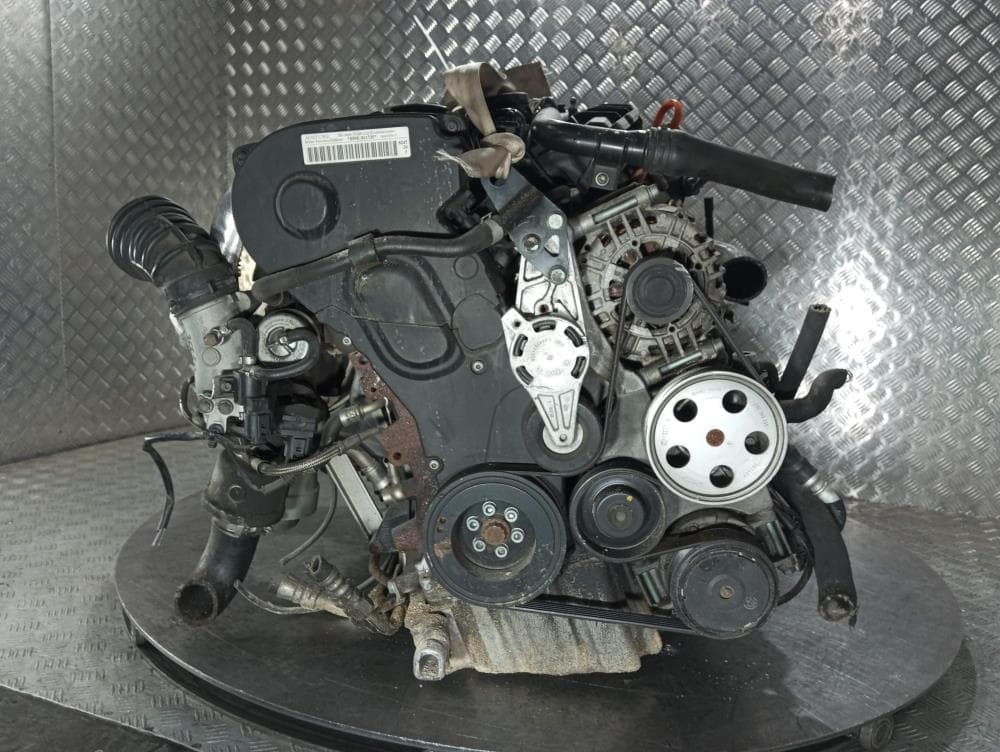 Двигатель к Audi A4 B7 (04-09)
