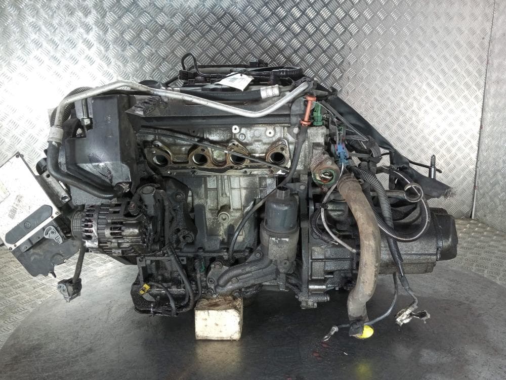 Двигатель к Peugeot 206 1 (98-03)