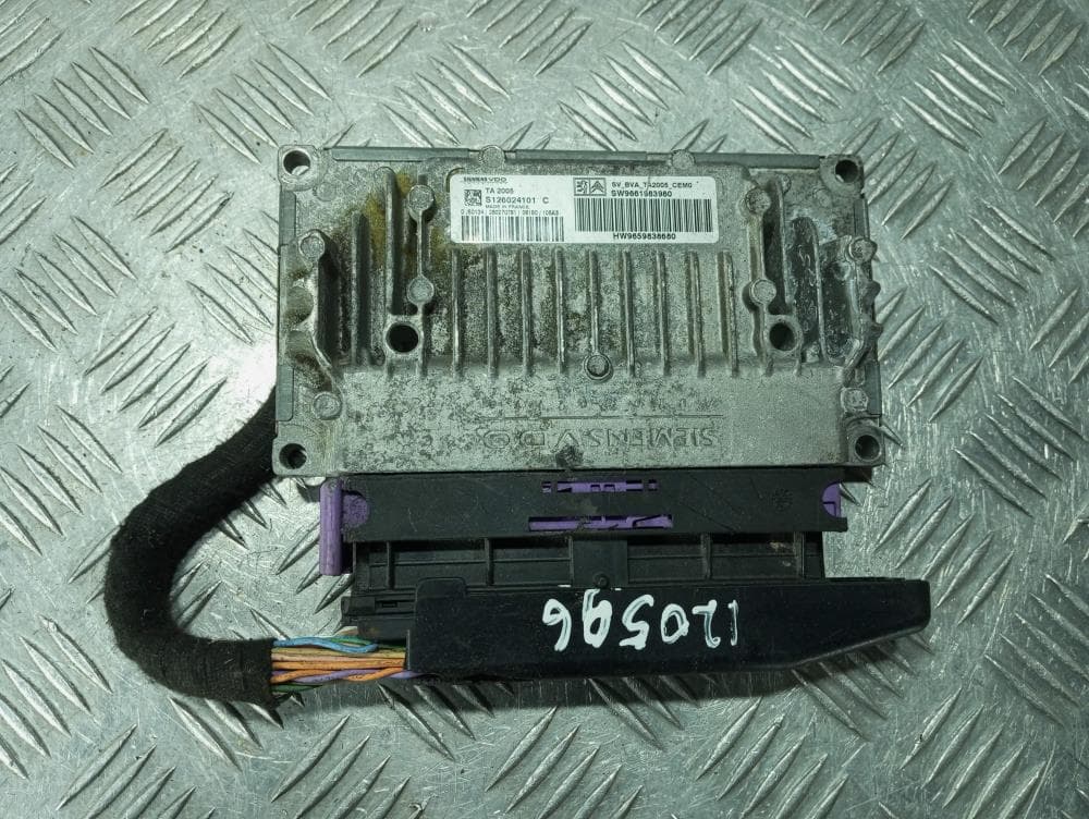 Блок управления двигателем к Peugeot 207 (06-09)