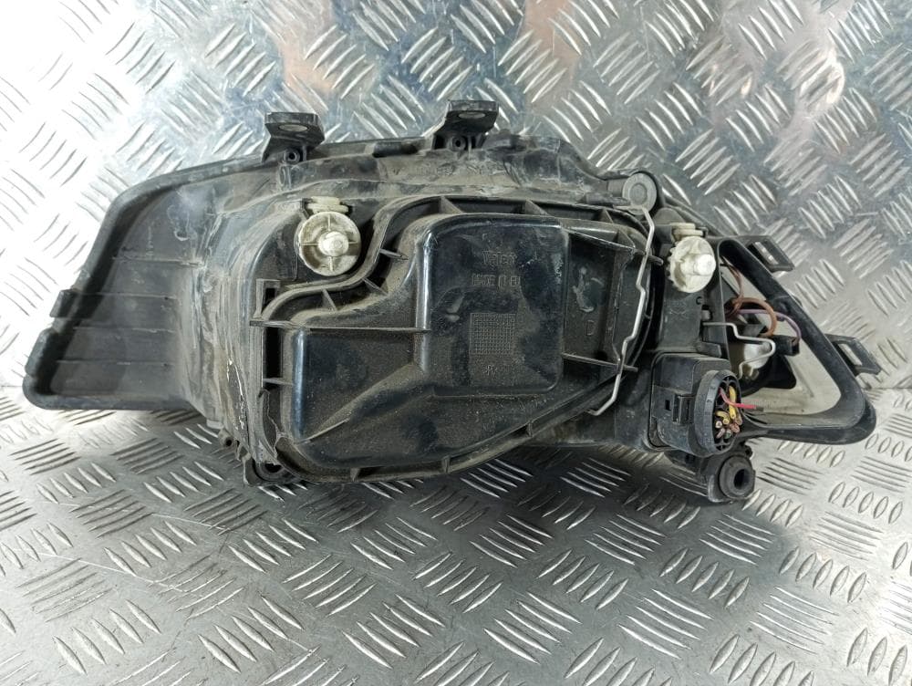 Фара правая к Seat Ibiza 3 (01-06)