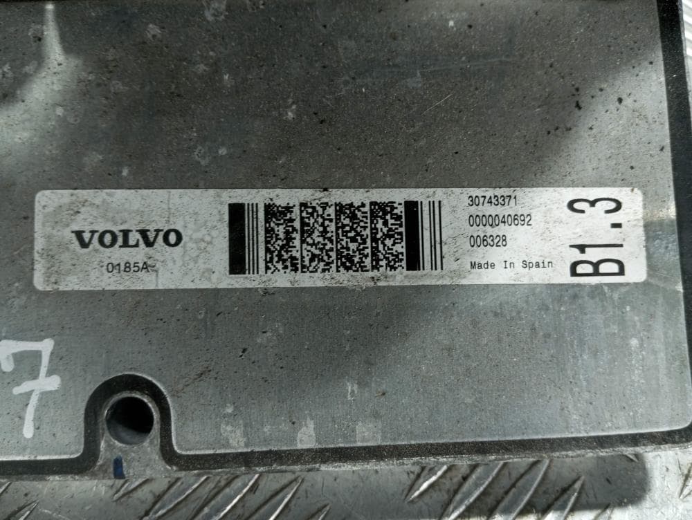 Блок управления двигателем к Volvo V50 (03-10)