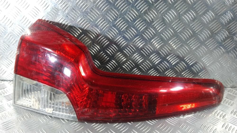 Фонарь задний левый к Volvo V50 (03-10)
