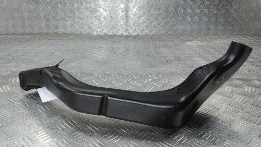 Воздуховод к Volvo V70 3 (07-13)