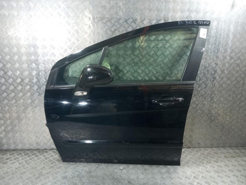 Дверь передняя левая к Peugeot 308 1 (07-11)