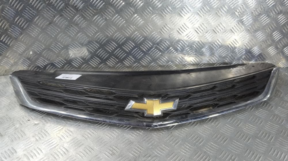 Решетка радиатора к Chevrolet Cruze D2LC (15-18)
