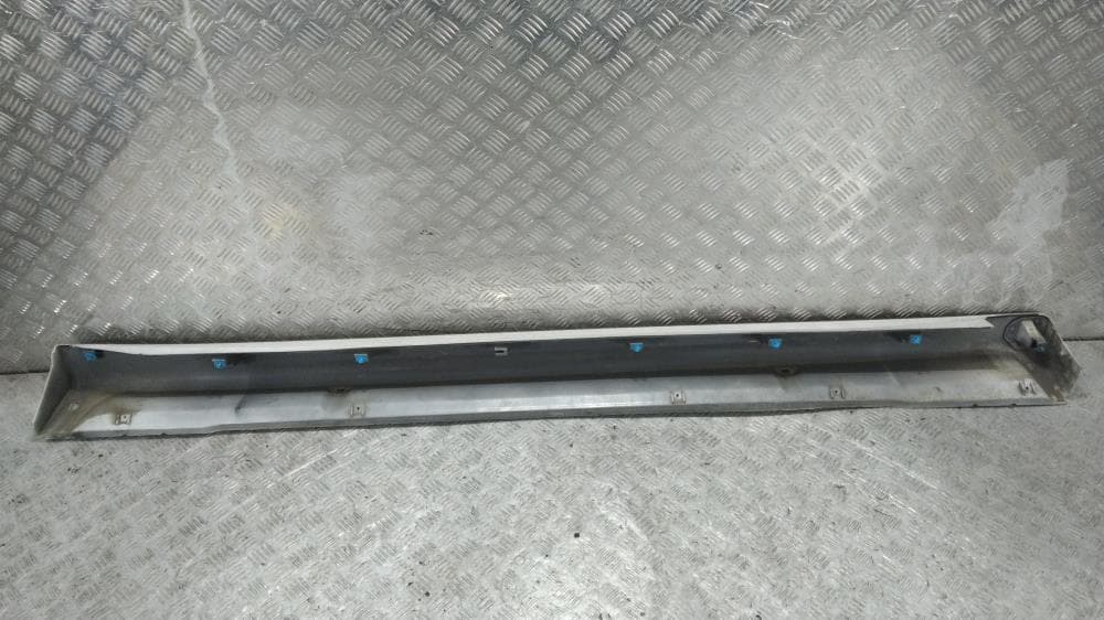 Накладка на порог к Mitsubishi Outlander 3 Рестайлинг (14-16)