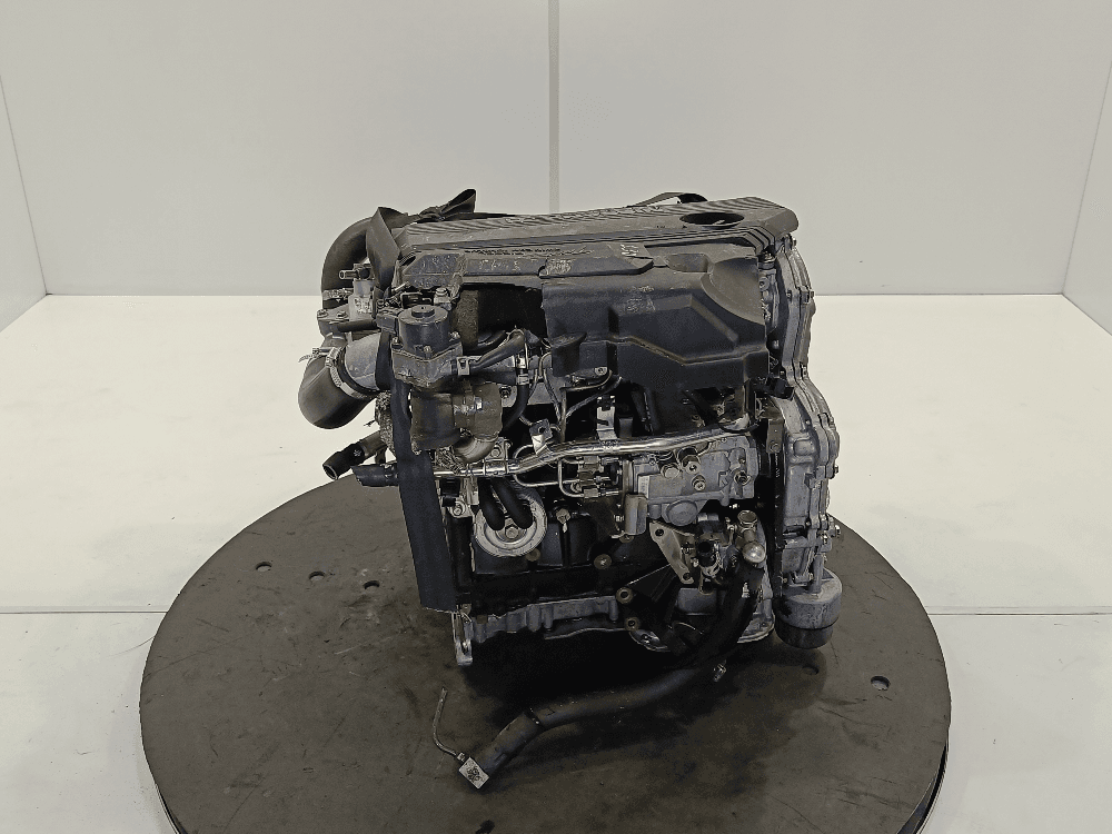 Двигатель к Nissan  Primera P12 (02-08)