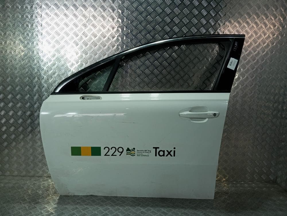 Дверь передняя левая к Peugeot 508 1 (10-14)