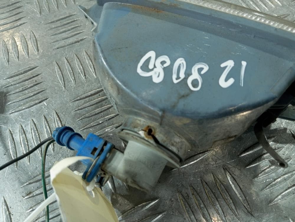 Фара противотуманная левая к Volkswagen Golf 3 (91-99)