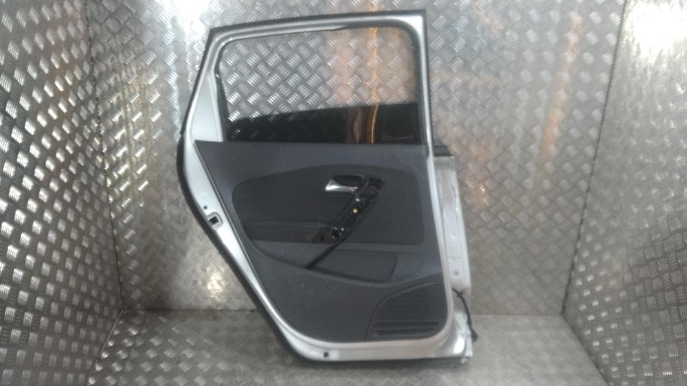 Дверь задняя левая к Volkswagen Polo 5 (09-15)