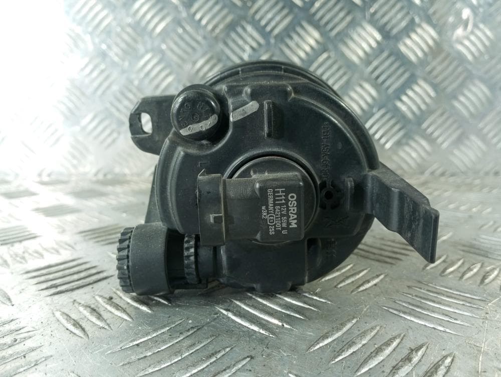 Фара противотуманная правая к BMW X5 E53 (99-03)