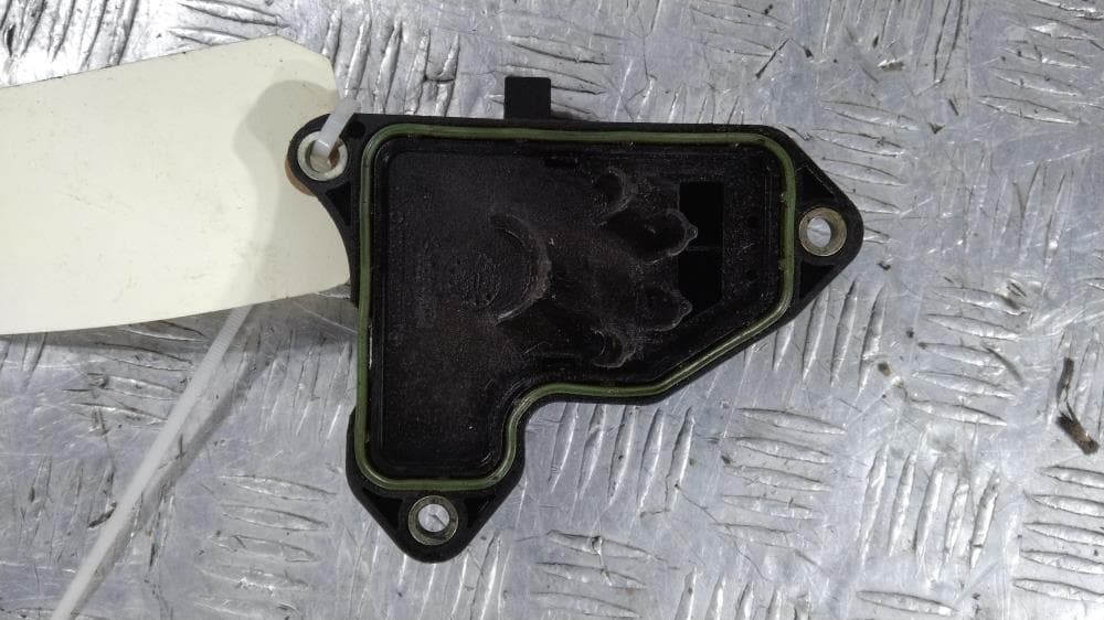 Маслоотделитель (сапун) к Mercedes ML W164 (05-08)