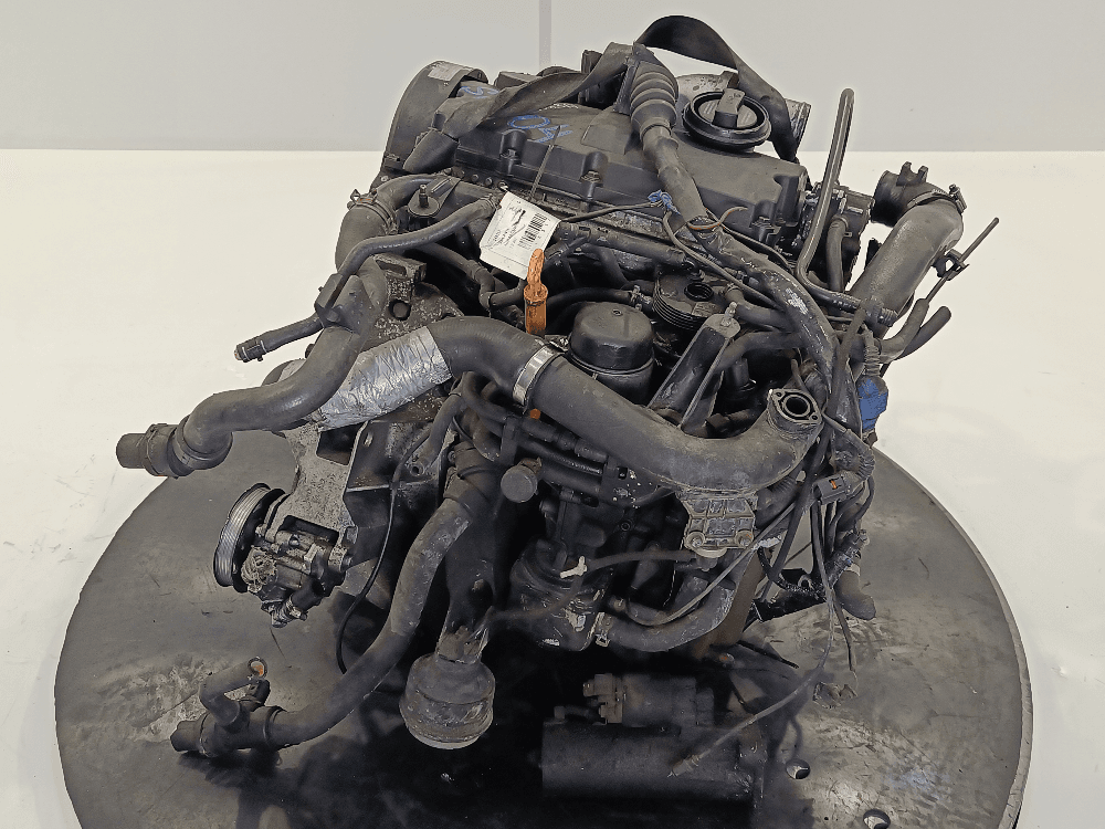 Двигатель к Audi A6 C5/4B (97-01)