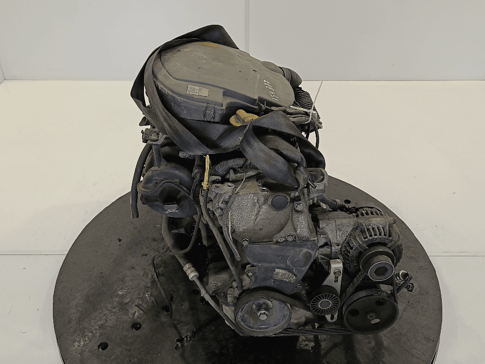 Двигатель к Renault Logan 1 (04-09)