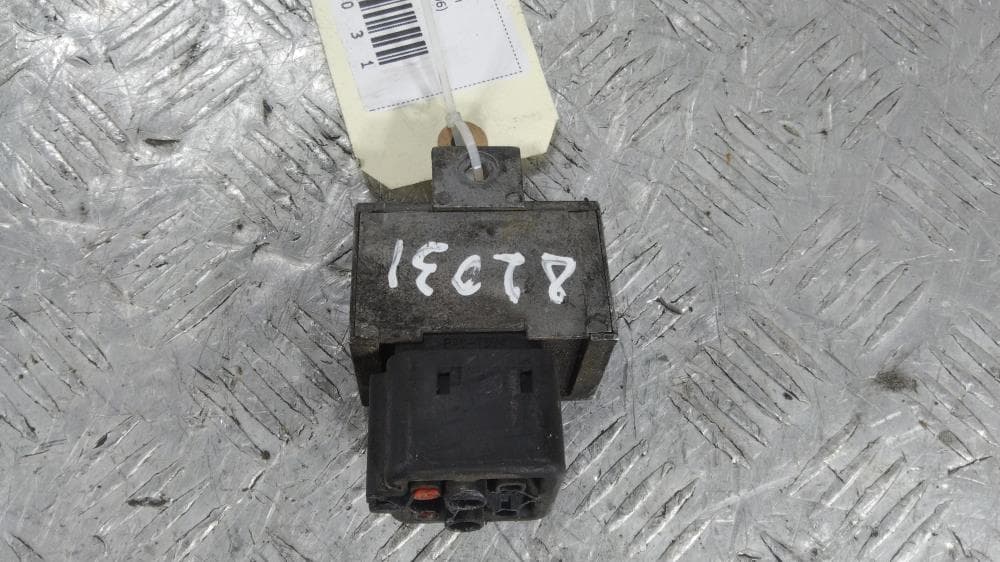 Реле накала свечей к Renault Trafic 2 (01-06)