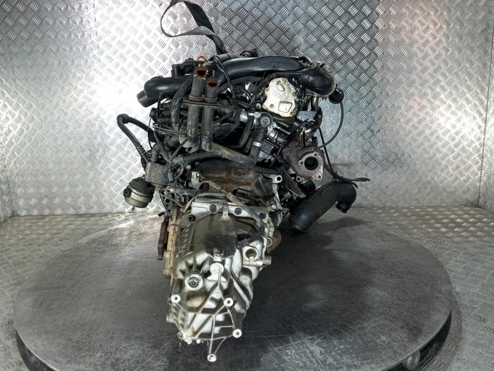 Двигатель к Audi A4 B6 (01-05)