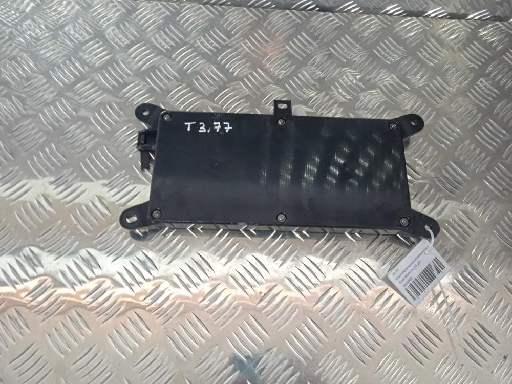 Блок бортовой сети (блок управления BCM) к Tesla Model X (15-21)