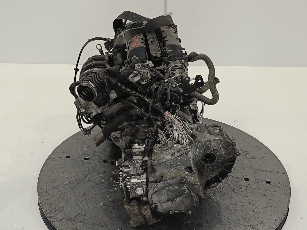 Двигатель к Citroen C4 1 (04-08)