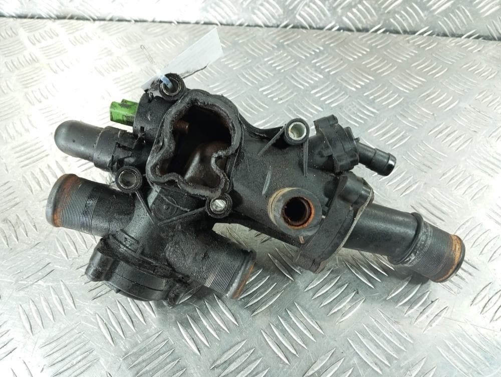 Корпус термостата к Peugeot 407 (04-11)