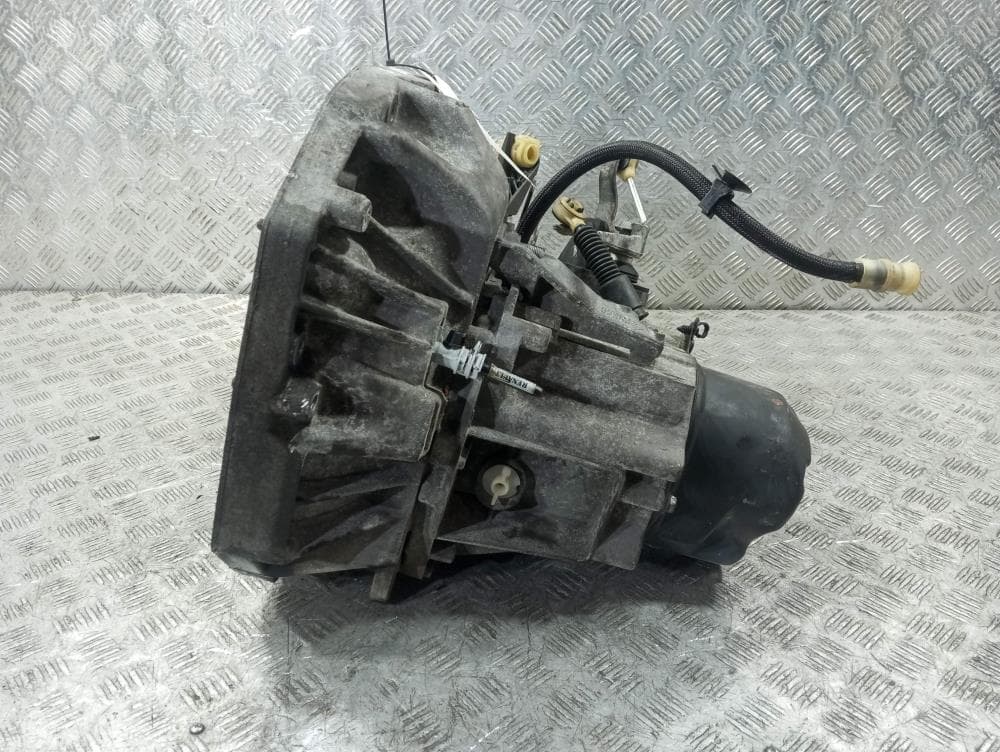 КПП механическая (МКПП) к Renault Clio 3 (05-09)