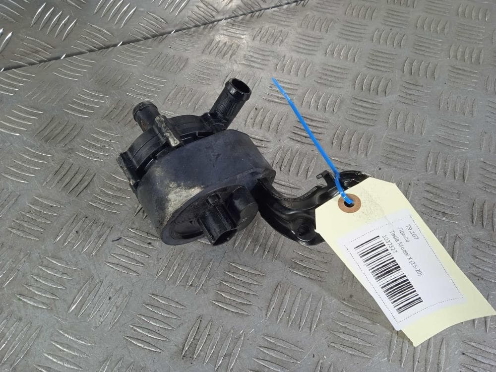 Помпа к Tesla Model X (15-21)