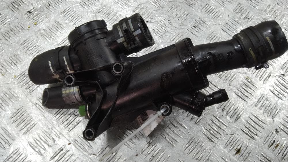 Корпус термостата к Peugeot 407 (04-11)