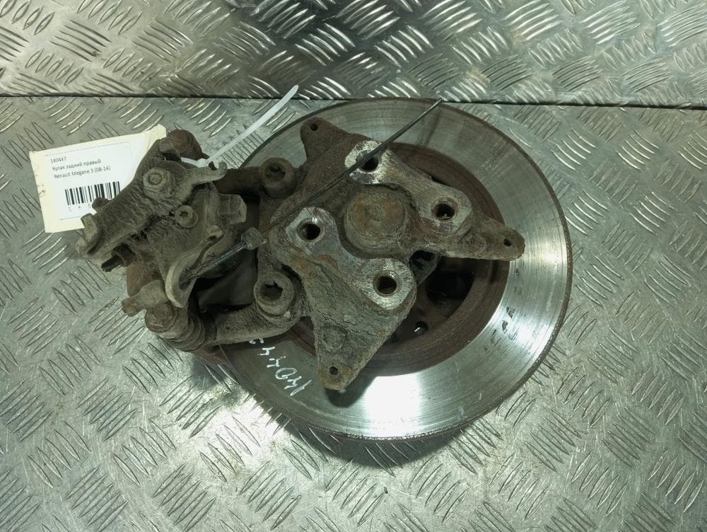 Кулак задний правый к Renault Megane 3 (08-14)