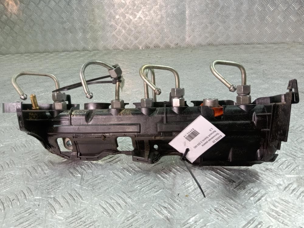 Топливная рампа к Renault Scenic 2 (03-06)