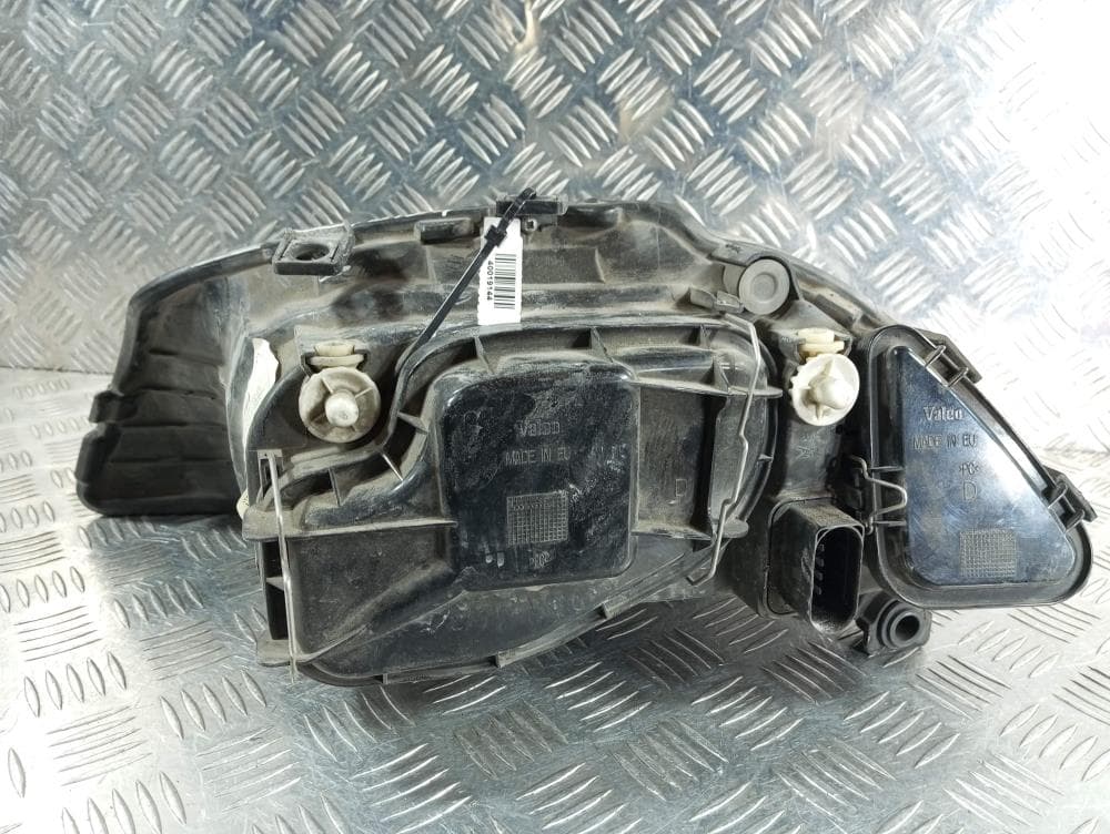 Фара правая к Seat Ibiza 3 (01-06)