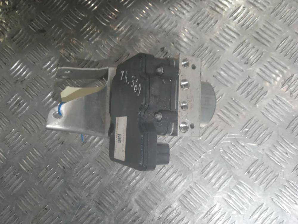Блок ABS к Tesla Model X (15-21)