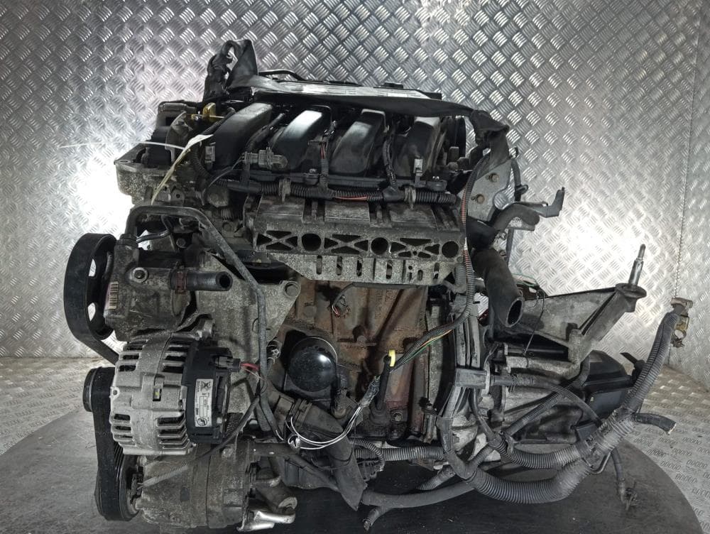Двигатель к Renault Laguna 2 (01-05)