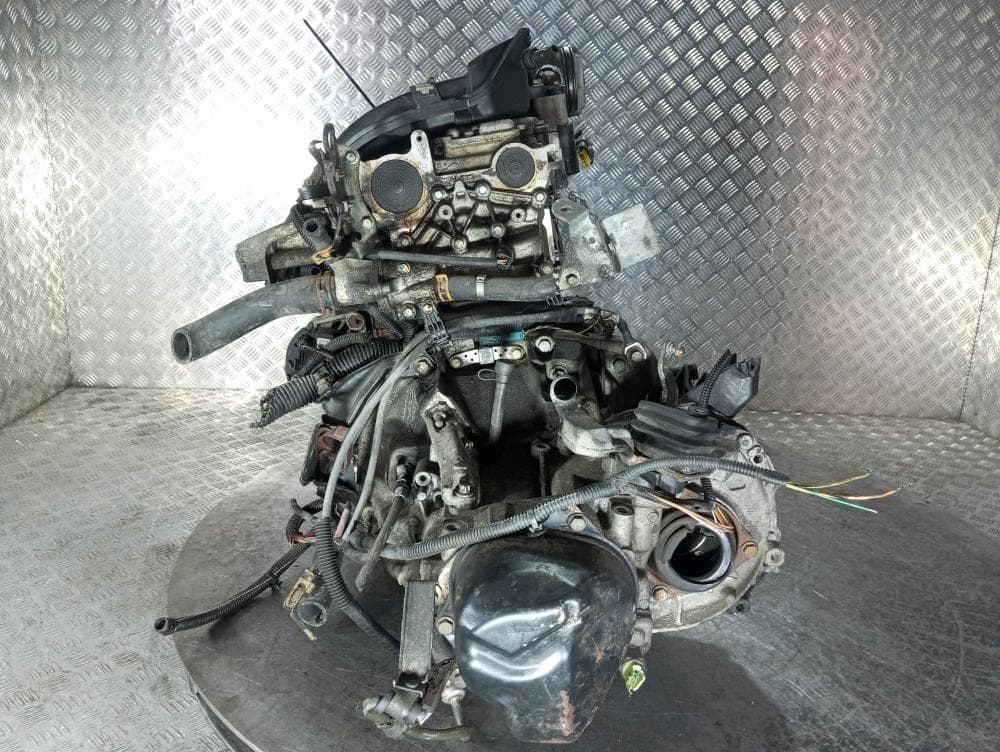 Двигатель к Renault Laguna 2 (01-05)