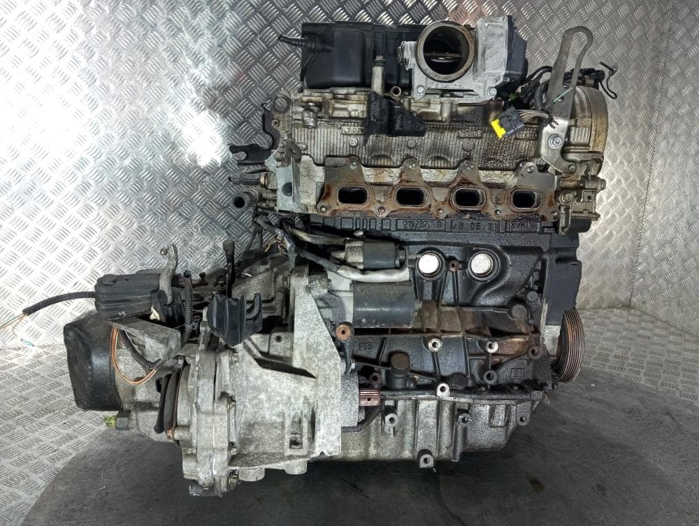 Двигатель к Renault Laguna 2 (01-05)