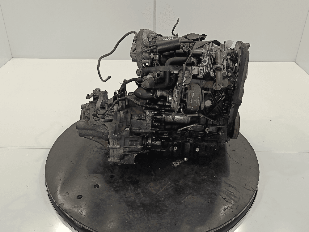 Двигатель к Renault Scenic 2 (03-06)