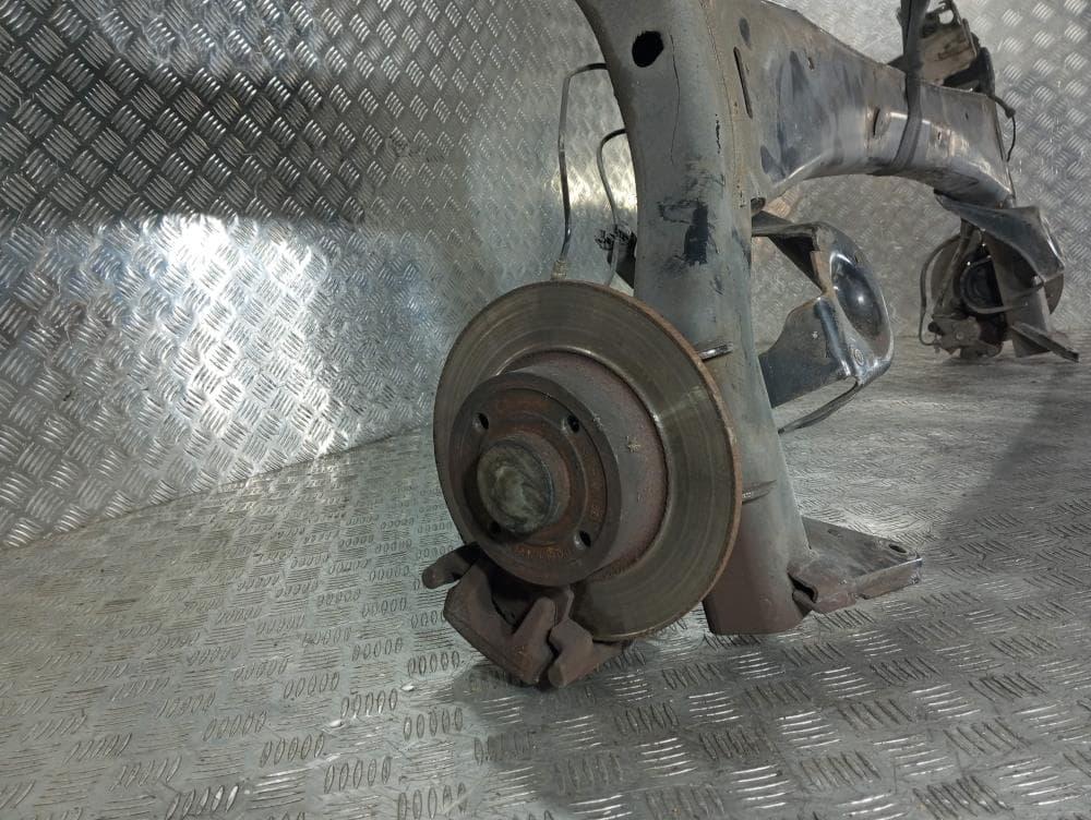Балка подвески задняя к Renault Scenic 2 (03-06)