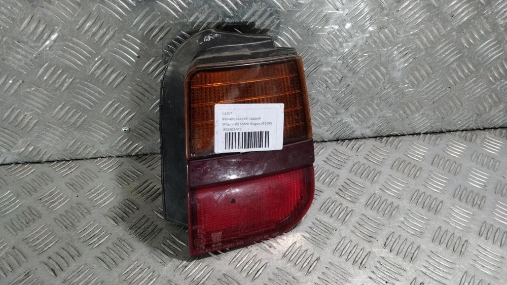 Фонарь задний правый к Mitsubishi Space Wagon 2 (91-98)