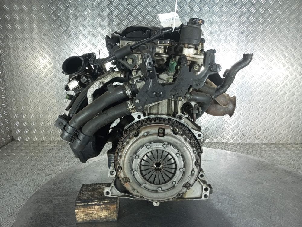 Двигатель к Citroen C5 1 (01-04)
