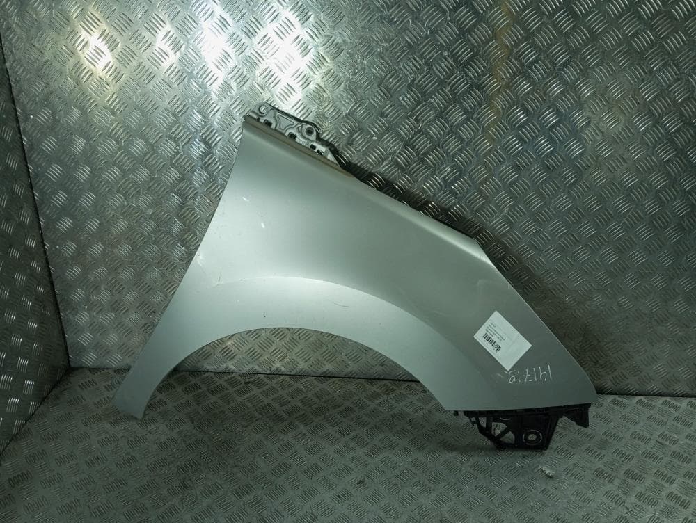 Крыло переднее правое к Peugeot 5008 1 (09-13)