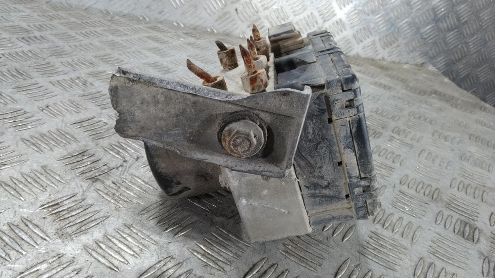 Блок ABS к Chrysler Voyager 4 (01-04)