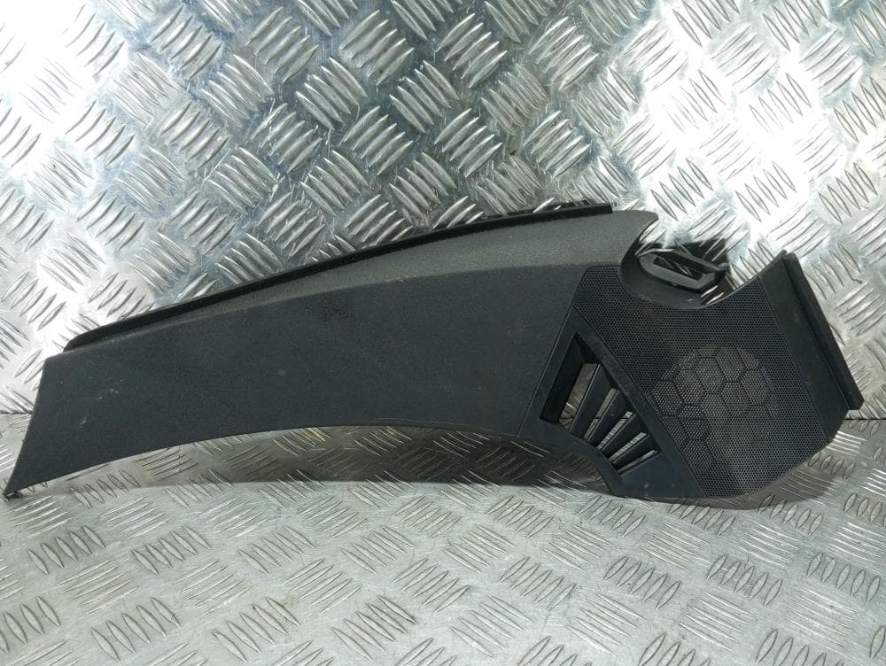 Накладка декоративная на торпедо к Citroen C4 Picasso 1 (06-13)