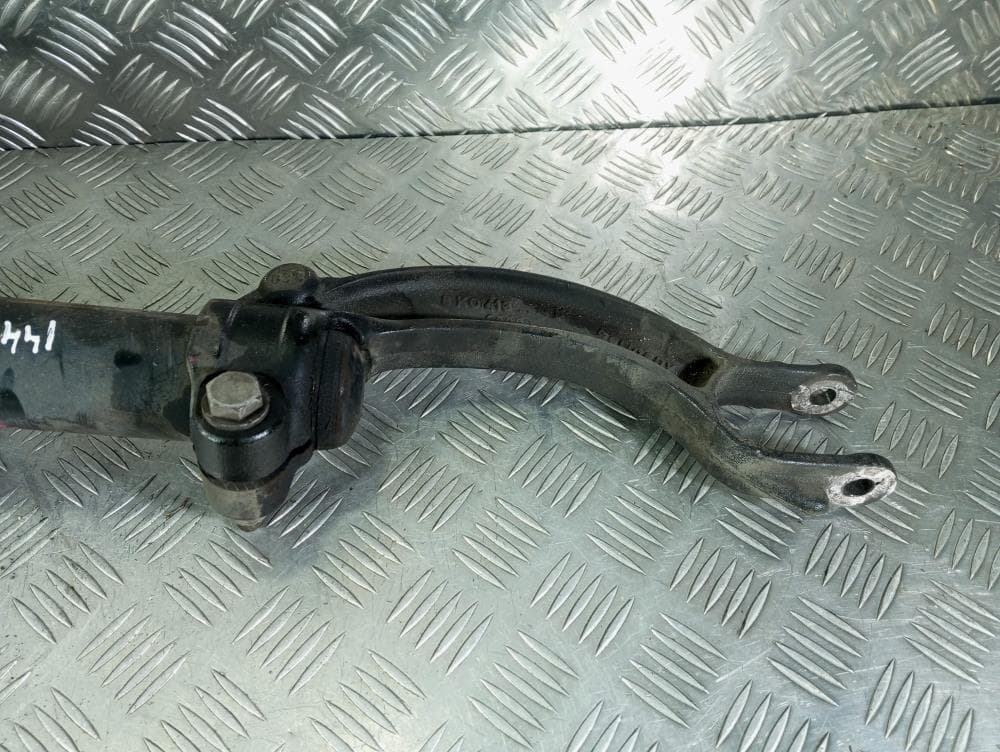 Стойка передняя левая к Audi A4 B8/8K (07-11)