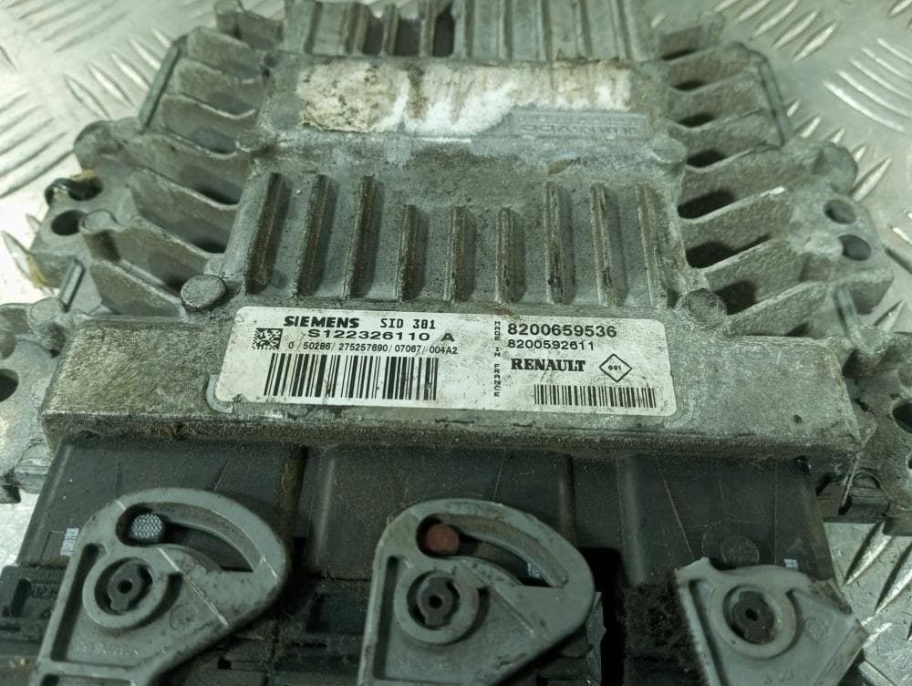 Блок управления двигателем к Renault Megane 2 Рестайлинг (06-09)