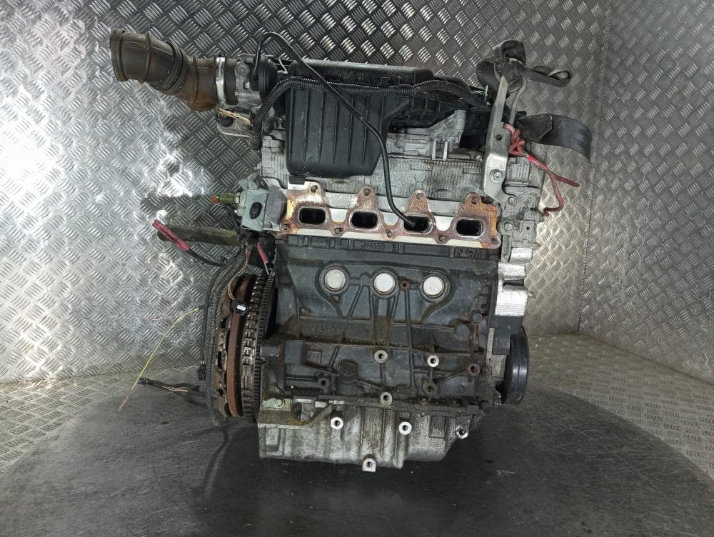 Двигатель к Renault Scenic 2 (03-06)